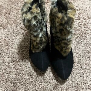 Leopard black like new boots! Only worn once